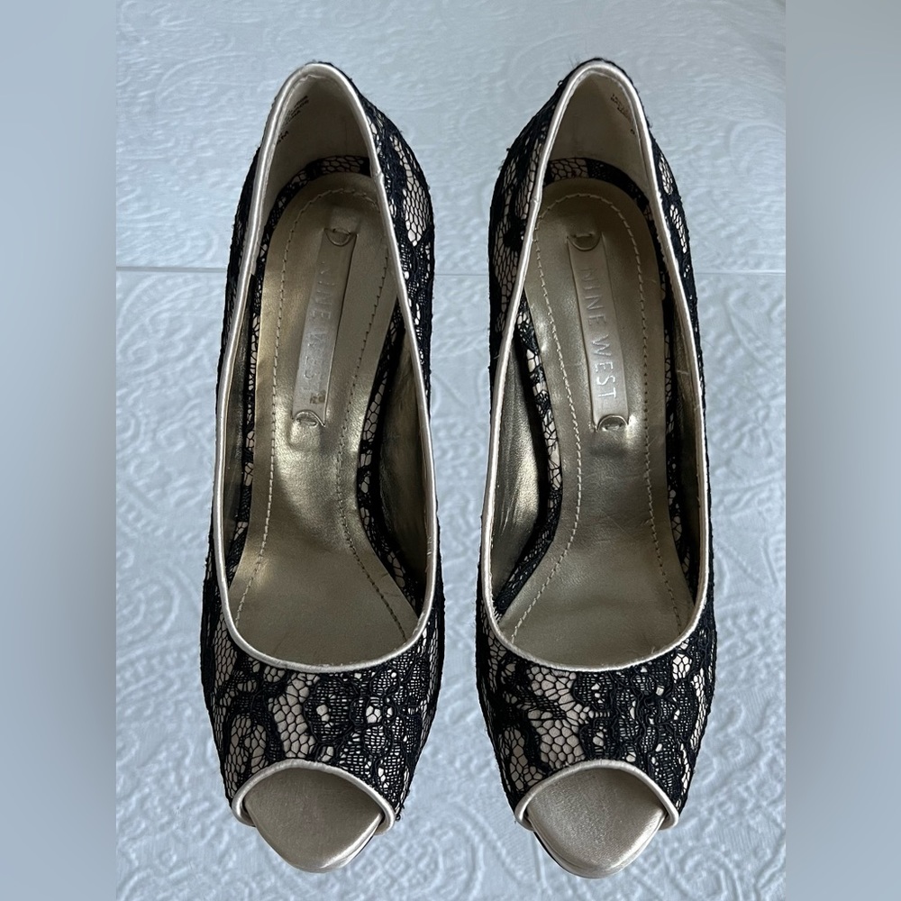 Nine West - lace black and beige heels